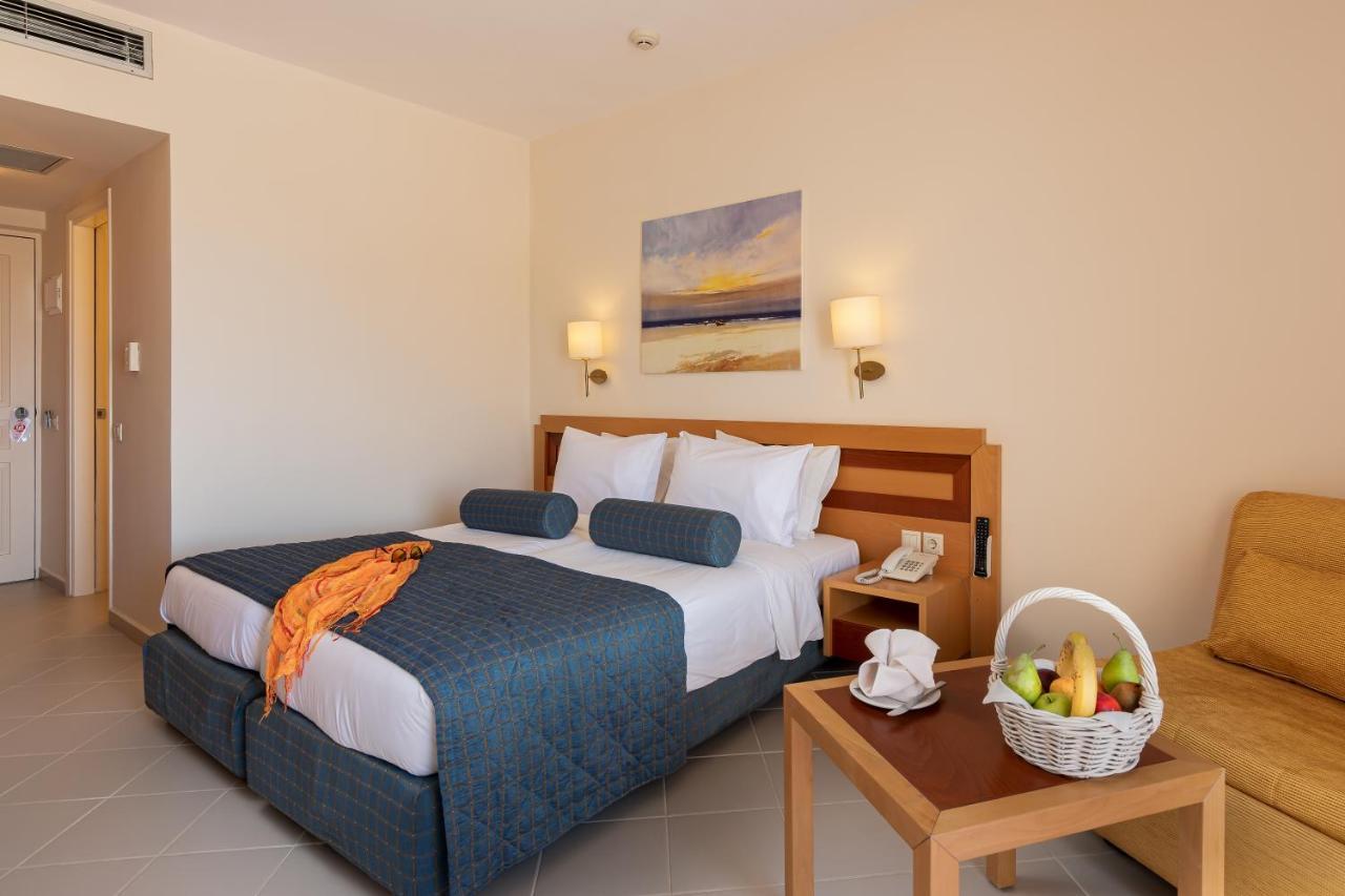 Anissa Beach Hotel Hersonissos  Eksteriør billede
